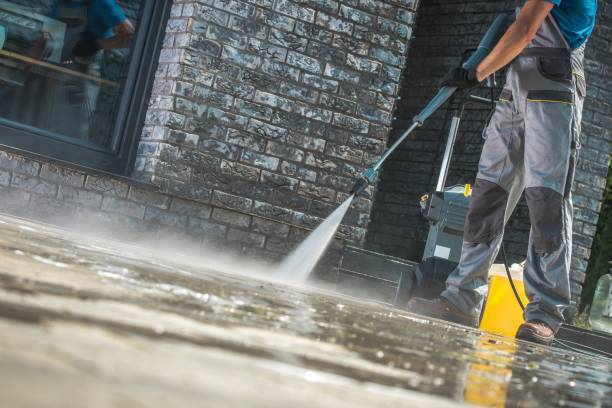 Best Playground Equipment Cleaning  in La Puente, CA
